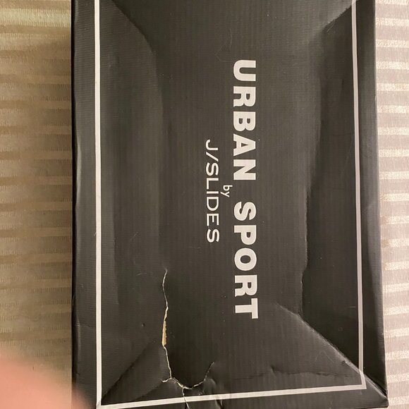 WOMENS NEW SIZE 9M KNIT URBAN SPORT SHOE BY J/SLIDES - Picture 6 of 8